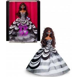 promo Barbie Signature 65ème Anniversaire Poupée de Collection avec Cheveux Bruns tressés, Robe Noir et Blanc, Boucles d’Oreilles Saphir et Lunettes de Soleil, HRM59