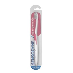 promo Sensodyne Brosse à dents Soin Gencives, Souple, Pour Les Dents Sensibles Sans Endommager Les Gencives, Couleur Aléatoire