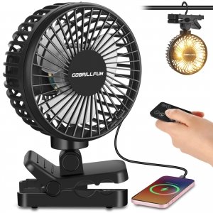 promo Ventilateur à pince portable 4000 mAh avec télécommande, rechargeable avec fonction batterie externe, lumière LED, minuterie, 4 vitesses – pour poussette, voiturette de golf, bureau, camping et voyage