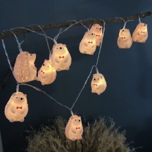 promo Riaxuebiy 1.65M 10 LED Chambre d'enfant Animal Mignon Hérisson Guirlande Lumineuse LED pour Lumières de Vacances Mur Fenêtre Arbre Lumières Décoratives Fête Cour Jardin Salon Dortoir Décor (Hérisson)