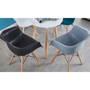 promo Chaises au style scandinave Lola : 1 / Gris