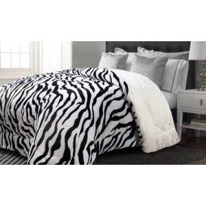 promo Couette réversible Safari chaude et moelleuse de la marque Sampur : 240-260 cm