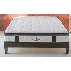 promo Matelas à mémoire de forme Altesse : Matelas + 2 oreillers + couette + protège matelas / 140 x 200 cm