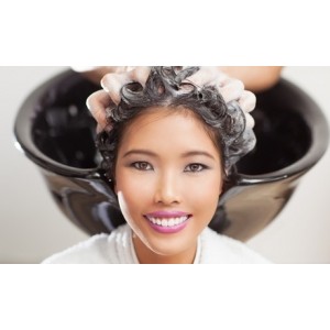 promo Shampoing coupe brushing et couleur ou balayage valables sur toutes longueurs de cheveux