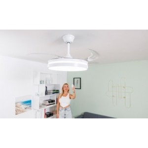 promo Ventilateur de plafond blanc LED avec haut-parleur et 4 pales rétractables Notefan InnovaGoods