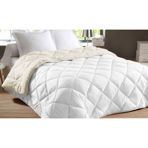 promo Couette Sherpa 2-en-1 réversible été/hiver de Sampur : 200 x 200 cm